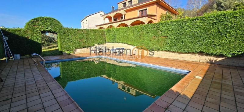 Foto 86b33928-15a0-4b35-bdc4-caaa2355a632. Xalet amb calefacció aparcament piscina a Vilagarcía Vilagarcía de Arousa