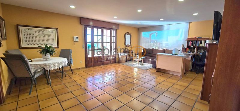 Foto aa9ca100-b5b4-46ab-8384-01022d435f37. Xalet amb calefacció aparcament piscina a Vilagarcía Vilagarcía de Arousa