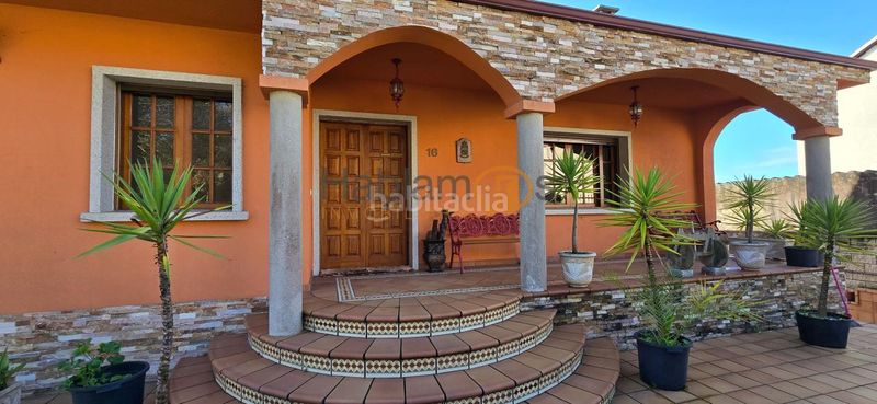 Foto c1640250-7841-4207-9dff-bb1b02957077. Xalet amb calefacció aparcament piscina a Vilagarcía Vilagarcía de Arousa