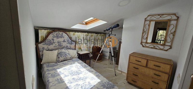 Foto b4729865-51b3-4998-8622-7af1f3baac4c. Casa amb calefacció a Padrón