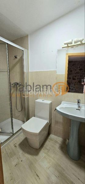 Foto bda99915-591b-4cbd-a1b7-7a7f6d6226a3. Casa amb calefacció a Padrón