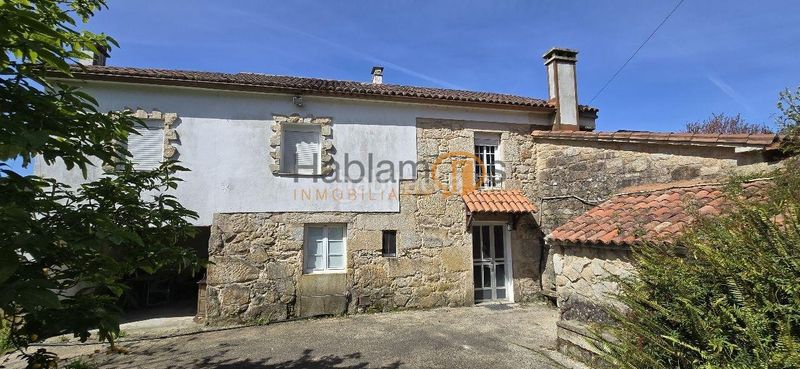 Foto 9f041259-d9fe-4087-9c3e-96471345d15c. Casa amb aparcament a Padrón