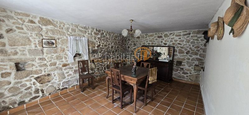 Foto a8dace7f-ec95-4c89-be91-5f9a57155b71. Casa amb aparcament a Padrón
