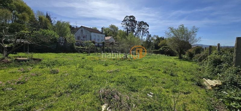 Foto ad3cead6-3daa-41c0-8b2f-ee96037455d6. Casa amb aparcament a Padrón