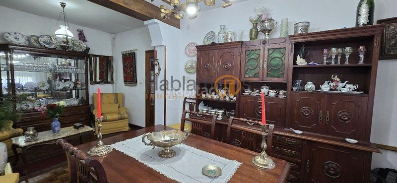 Foto 044f4900-0aef-46fe-9818-16a0bc8b1c49. Maison avec chauffage parking dans Padrón