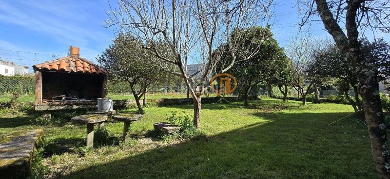 Foto c5167b5a-fb61-42b3-9046-3458b98dcb10. Maison avec chauffage parking dans Padrón