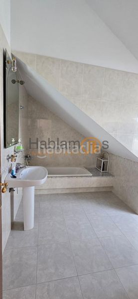 Foto 62a298ce-63b0-4050-af6d-bce427bf6b4d. Chalet en Sobrán Vilagarcía de Arousa