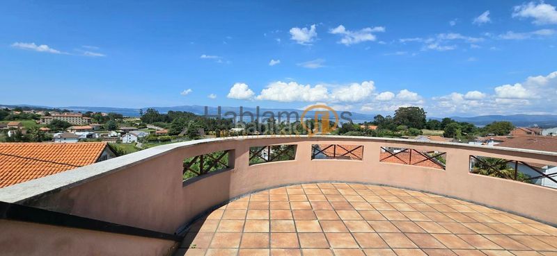 Foto c6db75ff-410e-4d0e-a815-8e04faf544cd. Chalet en Sobrán Vilagarcía de Arousa