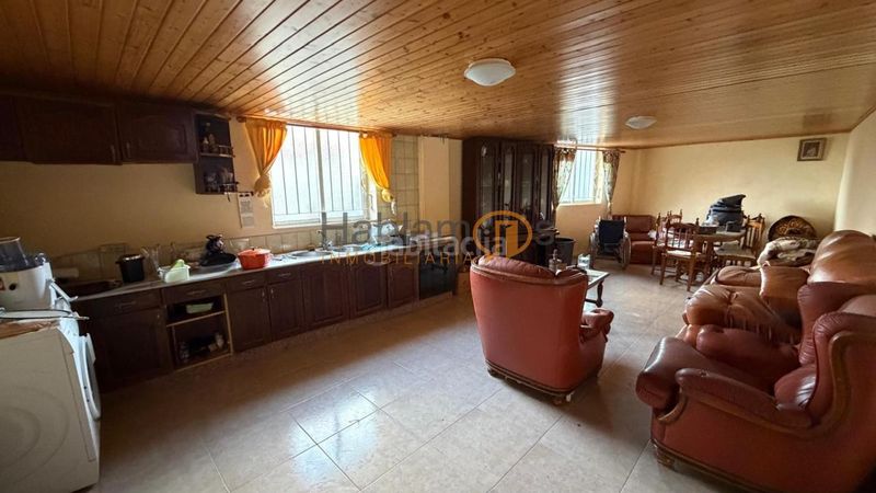 Foto 3030230d-5d51-4ac4-9467-bc473f9dc432. Chalet en Beariz