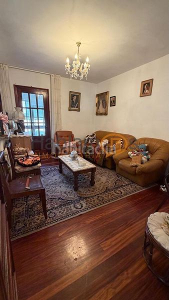Foto 5cba8be2-d165-4961-a7e4-748b2d275480. Chalet en Beariz