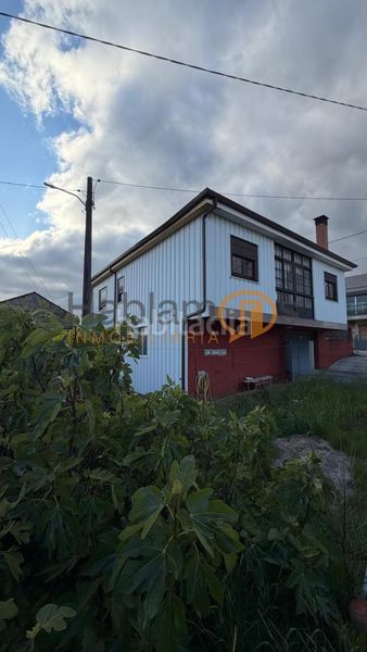 Foto a5ec3cbb-0922-4ed5-8b03-f741e0eac619. Chalet en Beariz