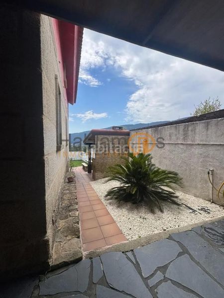 Foto a4550564-7cc4-4b29-b5bb-1738b42788d8. Chalet en Vilaboa