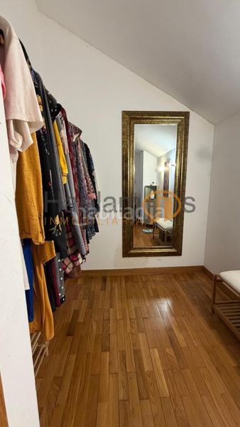 Foto ac014965-f6fd-481f-a669-1b6b52600f25. Chalet en Vilaboa