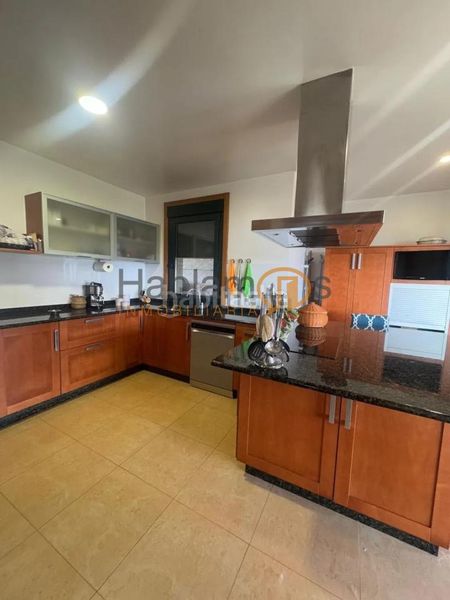 Foto ae742ffb-9e64-4444-b0b5-b30d3bb21477. Chalet en Vilaboa