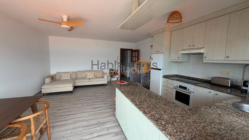 Foto a971405c-1448-4a00-9e62-61133713c1ab. Pis amb calefacció aparcament a Raxó Poio