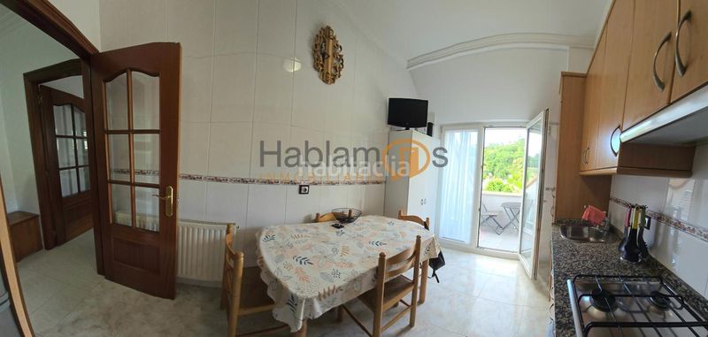 Foto b71ae5e8-7c90-4b86-9672-10bdc8b9e96e. Àtic amb calefacció aparcament a Caldas de Reis