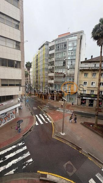Foto f01e3633-6b7c-4e60-84f1-ab044a8ec09f. Pis amb calefacció aparcament a Zona de Plaza de Barcelos Pontevedra