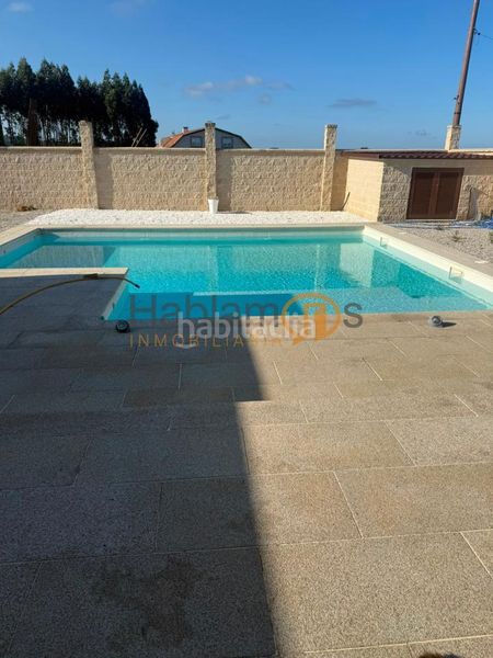 Foto 3efdbbac-e382-4095-9920-668139ee6f27. Xalet amb calefacció aparcament piscina a Vilanova de Arousa