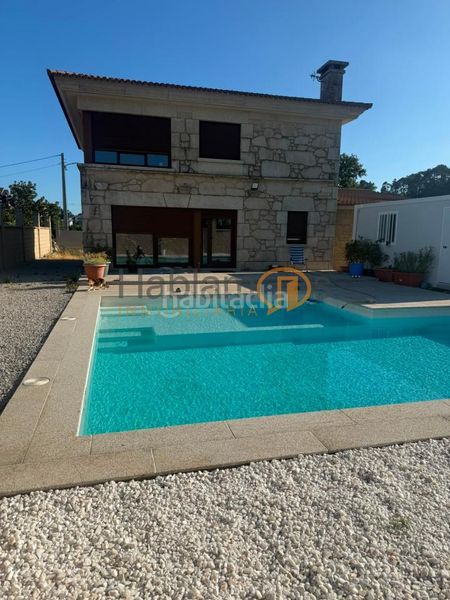 Foto ca18a7a2-8690-495a-8e32-b1fadee1072f. Xalet amb calefacció aparcament piscina a Vilanova de Arousa