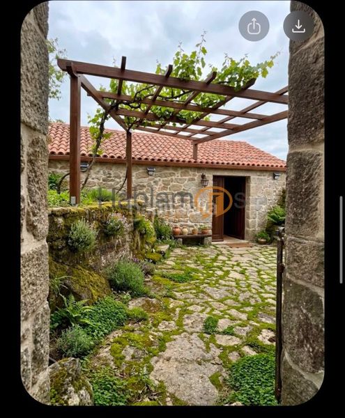 Foto c84ea751-f1e3-4d8c-aefb-9d4f4e0d7521. Masia amb calefacció aparcament piscina a Parroquias Rurales Pontevedra