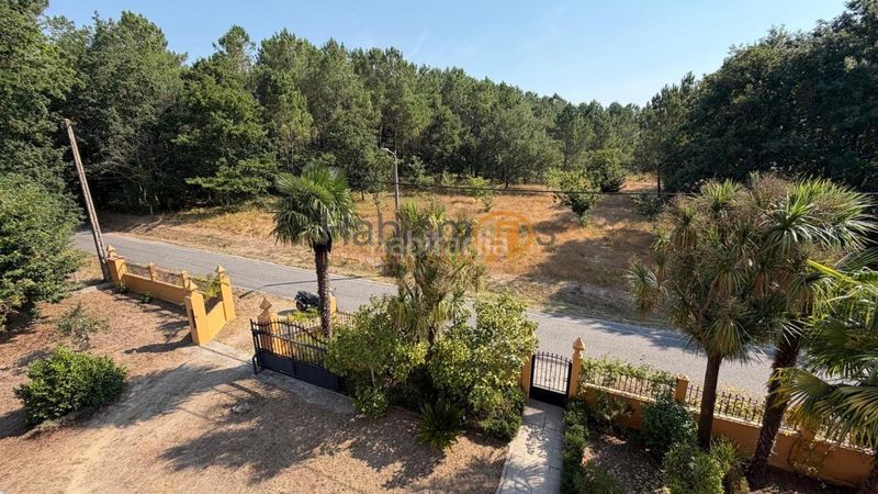 Foto 264f7d3d-4b77-48e8-a598-38304dd9da5a. Casa amb calefacció aparcament a Teo