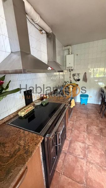 Foto 55ca2c71-cf7e-4df2-8ef7-1e9e32a3e1d9. Casa amb calefacció aparcament a Teo