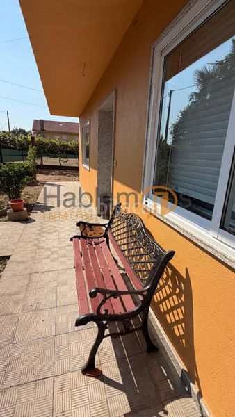 Foto dab03ae7-dff7-45bf-9827-51db094ba4ab. Casa amb calefacció aparcament a Teo