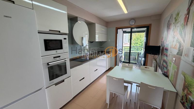 Foto c0a52550-b351-43cd-b52a-9960a96cd2ce. Piso en A Parda Pontevedra