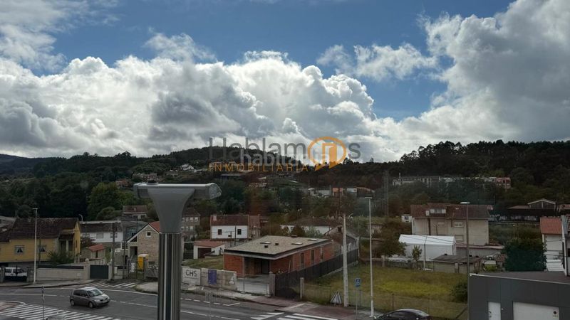 Foto f959a49b-7946-4a19-bd59-905bc6b6d760. Piso en A Parda Pontevedra