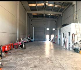 Nau industrial a Papiol (El). Gran oportunidad nave 560m2 con entrada de trailer