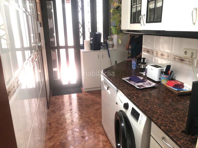 Foto 401c32d6-4739-48c2-af8e-612299dd8632. Piano terra con riscaldamento in Sant Ildefons Cornellà de Llobregat