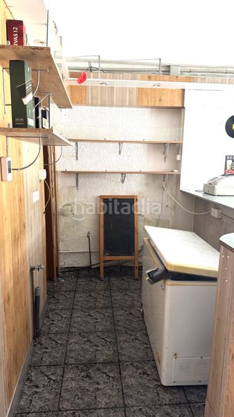 Foto b52ed209-aab3-4413-97fe-a58d0d207dd1. Local comercial a Sant Ildefons Cornellà de Llobregat