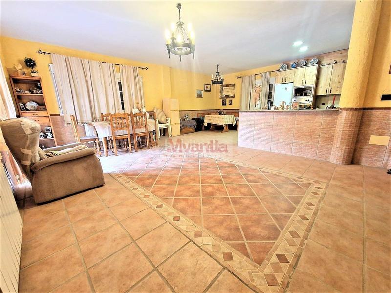 Foto ca7d3ad5-c8d9-4706-b0df-129ace939d0c. Casa con piscina in Purias Lorca