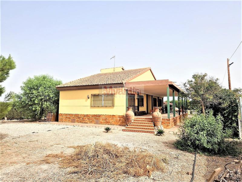 Foto fde80f7f-5612-417c-9ed8-9ad3d6f4f078. Casa con piscina in Purias Lorca