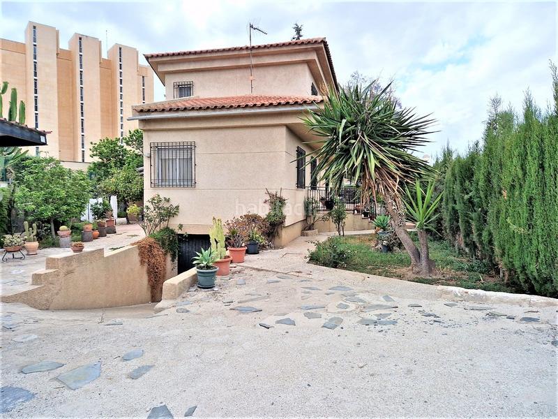 Foto 33cfb300-97d5-428f-a8de-c5d495965e2f. Chalet  - calle magnolias -alamedas en Sutullena Lorca