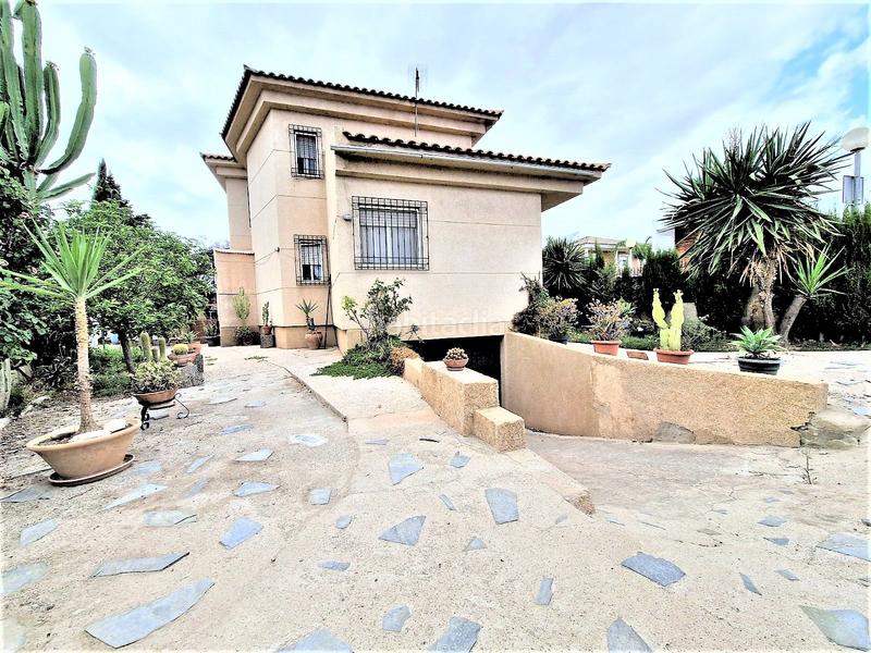 Foto b0e1c9d3-9eea-45bc-a1e1-057cea3f2569. Chalet  - calle magnolias -alamedas en Sutullena Lorca