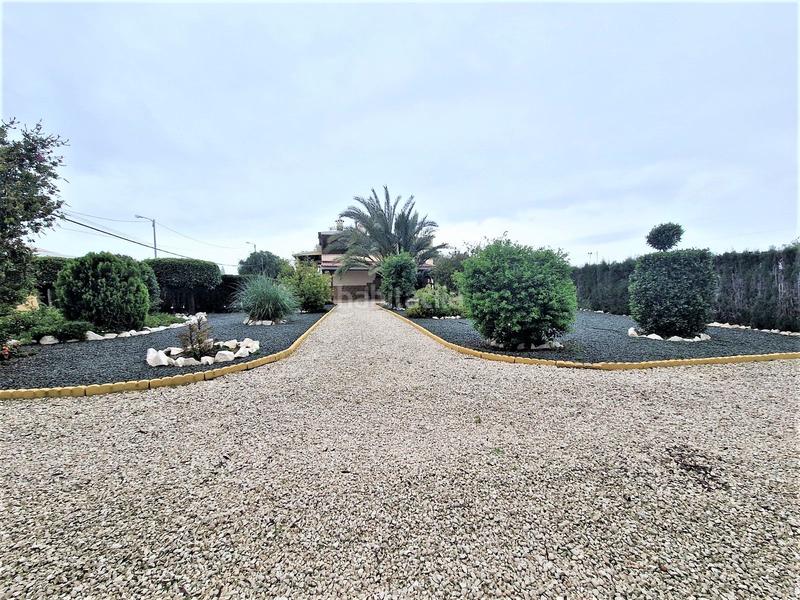 Foto 5b34dcf4-791e-4b75-9e35-690905dd80c6. Xalet amb aparcament piscina a Marchena Lorca