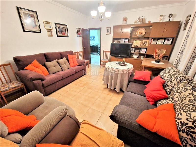 Foto b7068571-e614-4dce-be64-1bfb494b2568. Xalet amb aparcament piscina a Marchena Lorca