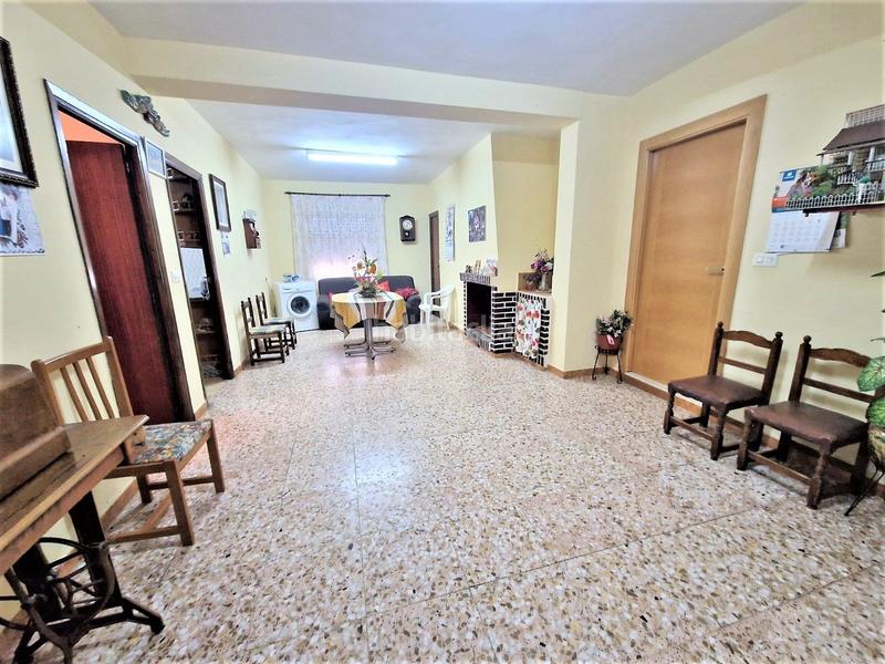 Foto df336604-76f9-475b-91d7-bc2b6a1cea73. Xalet amb aparcament piscina a Marchena Lorca