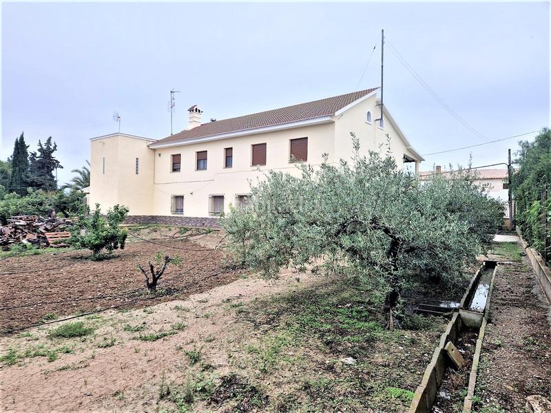 Foto f0f76c37-9acf-4ccb-b0d2-9ea3059cba87. Xalet amb aparcament piscina a Marchena Lorca