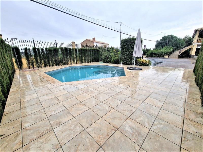 Foto f4c23baf-6d8c-4060-8493-d697b014c4d6. Xalet amb aparcament piscina a Marchena Lorca