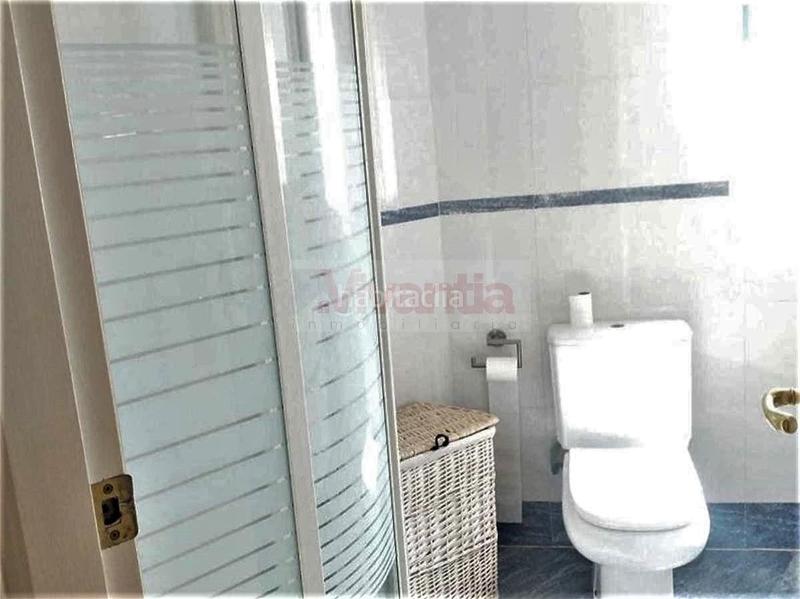 Foto e6377aa3-6c60-4dfd-b388-1fc12426753a. Casa adossada amb aparcament a Sutullena Lorca