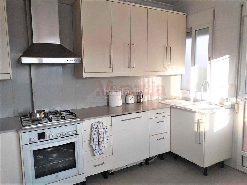 Foto eabc5a2d-722c-4eb6-9959-e7fa112af637. Casa adossada amb aparcament a Sutullena Lorca