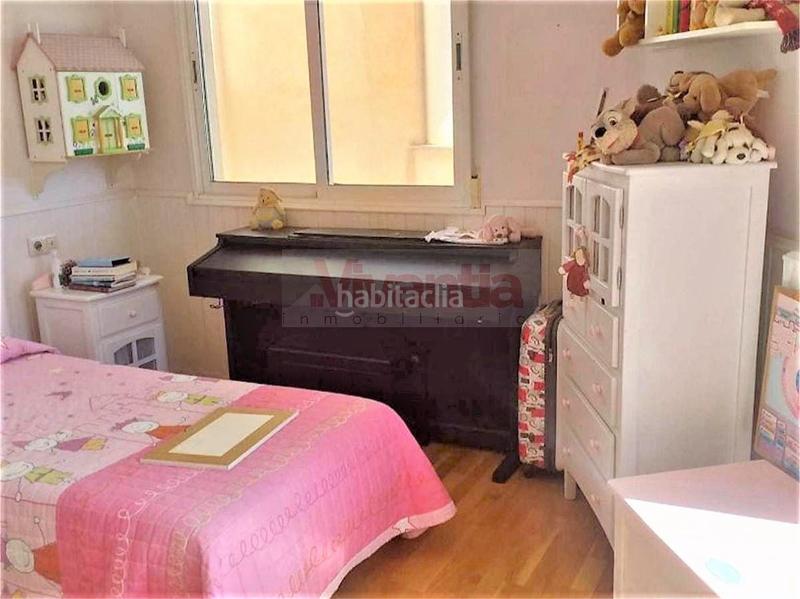 Foto f4cde7c3-54da-4336-9da3-543b3d87884c. Casa adossada amb aparcament a Sutullena Lorca