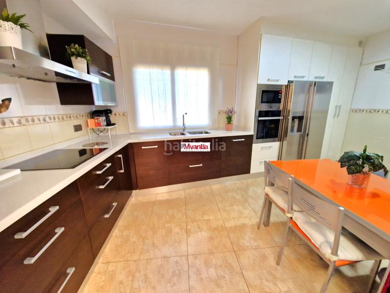 Foto e3d6a76c-b33f-4c0a-8304-f4d4b1d30e0c. Duplex avec chauffage parking dans La Hoya Lorca