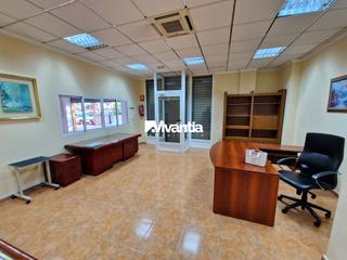 Lloguer Local Comercial a Sutullena. Local
