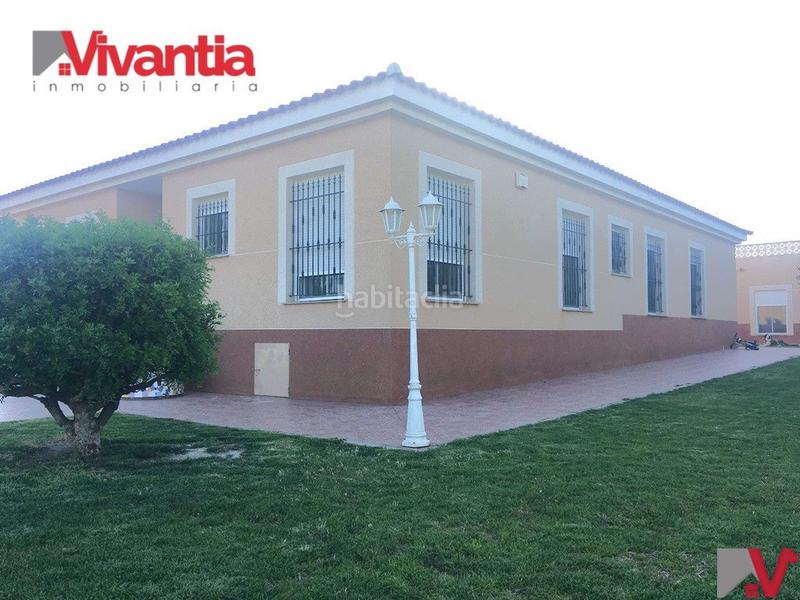 Foto b2259142-a48e-4874-abbd-00d242563bd9. Chalet avec cheminée chauffage parking dans Torrealvilla Lorca