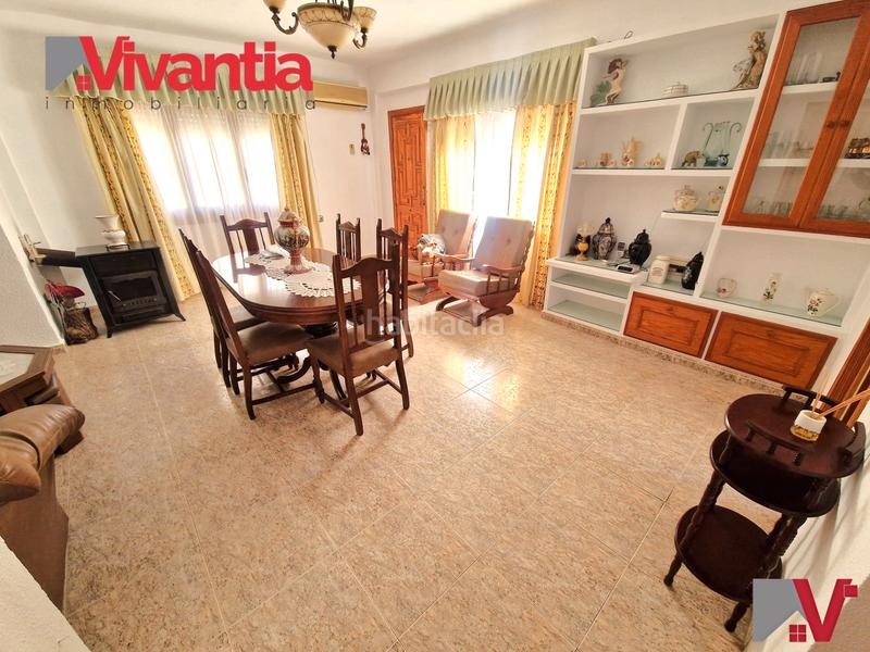 Foto 29eb3c11-ac6e-4075-b592-3d1e14974430. Chalet avec parking dans El Hornillo Águilas