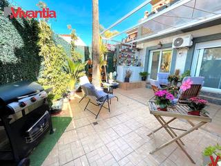 Casa aparellada a Calabardina. Chalet pareado