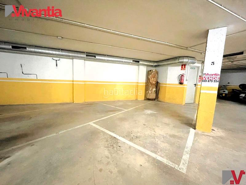 Foto 027cb255-6358-434a-8c51-f3926a8cfbf9. Parking voiture dans San José Lorca